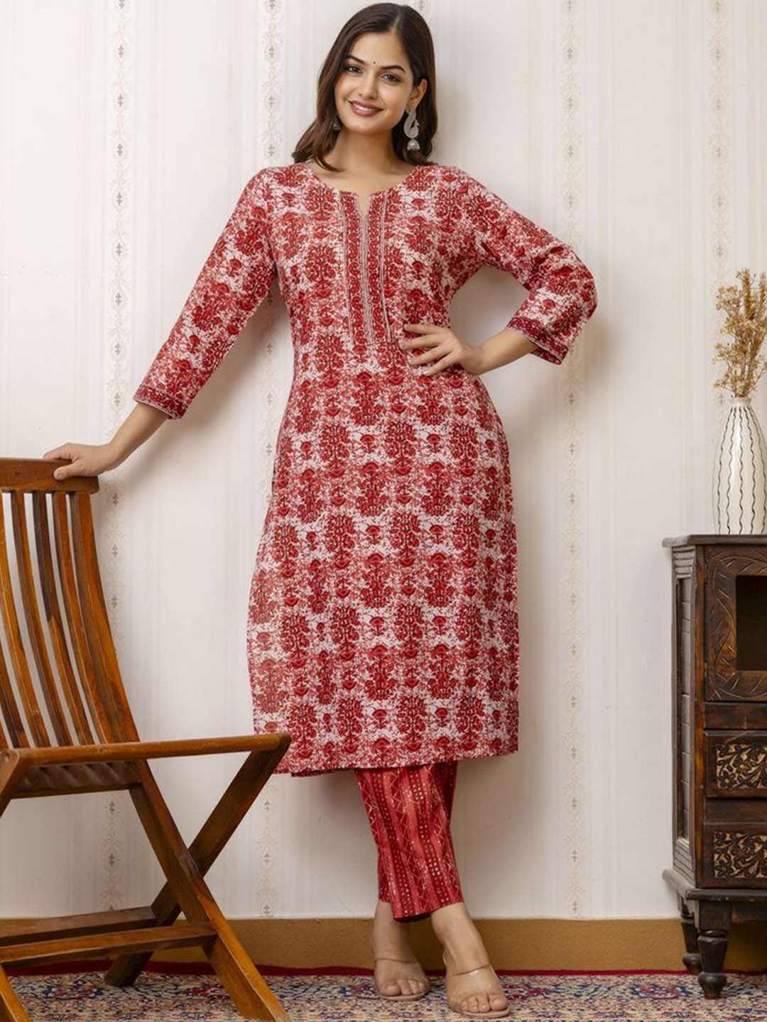 Women’s Cotton Printed Kurta Pant and Dupatta Set - Image 5